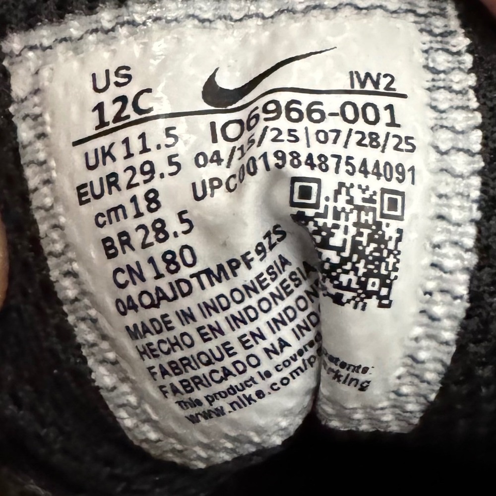 Nike Court Borough Low 2 Kids Size 12C Shoes Black Grey Iridescent Sneakers - Picture 8 of 9
